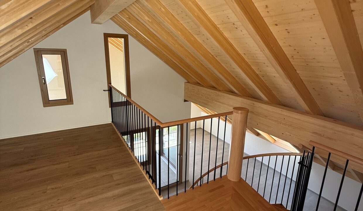 mezzanine_5.5 pces_08.09.26